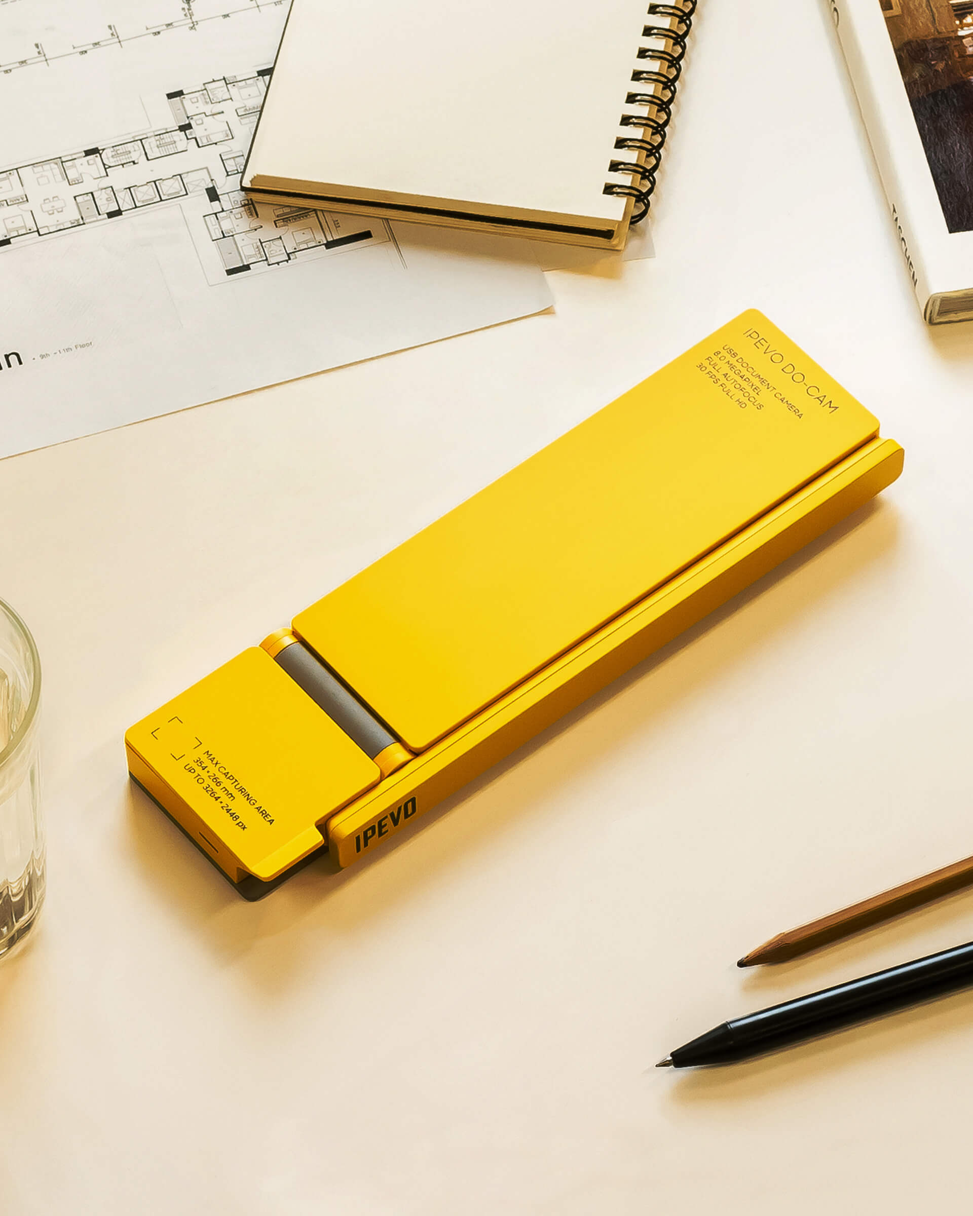 シーズン1のマイクは何歳ですか?